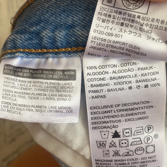 Levi 501 high rise shorts size 27 - Picture 6 of 7